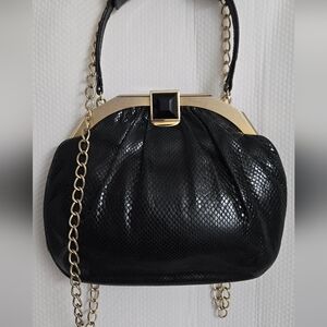 EUC Judith Leiber Vintage Real Snakeskin Handbag with Onyx Closure